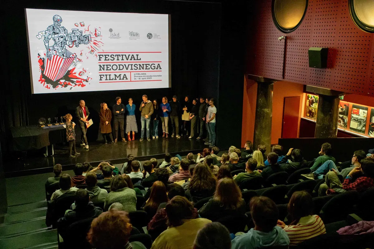 Na Festivalu neodvisnega filma 2023 nagrajen tudi Longy Slovenjgradčanke Ule Pogorevčnik
