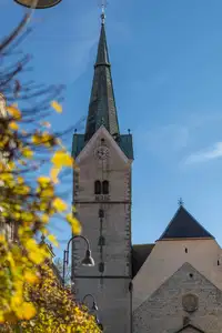 Verniki praznujejo veliko noč, največji krščanski praznik