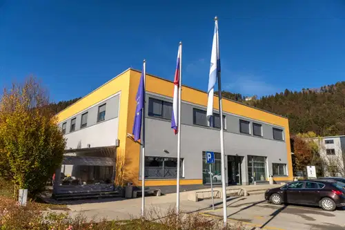 V hostlu v Slovenj Gradcu zaznali vonj po plinu