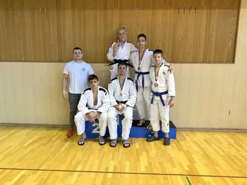Koroški judoisti osvojili kar šest odličij na mednarodnem tekmovanju (FOTO)
