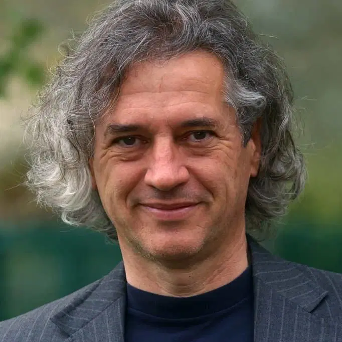 Golob ob odločitvi kmetov: Tako hiter odhod s pogajanj daje slutiti druge interese v ozadju