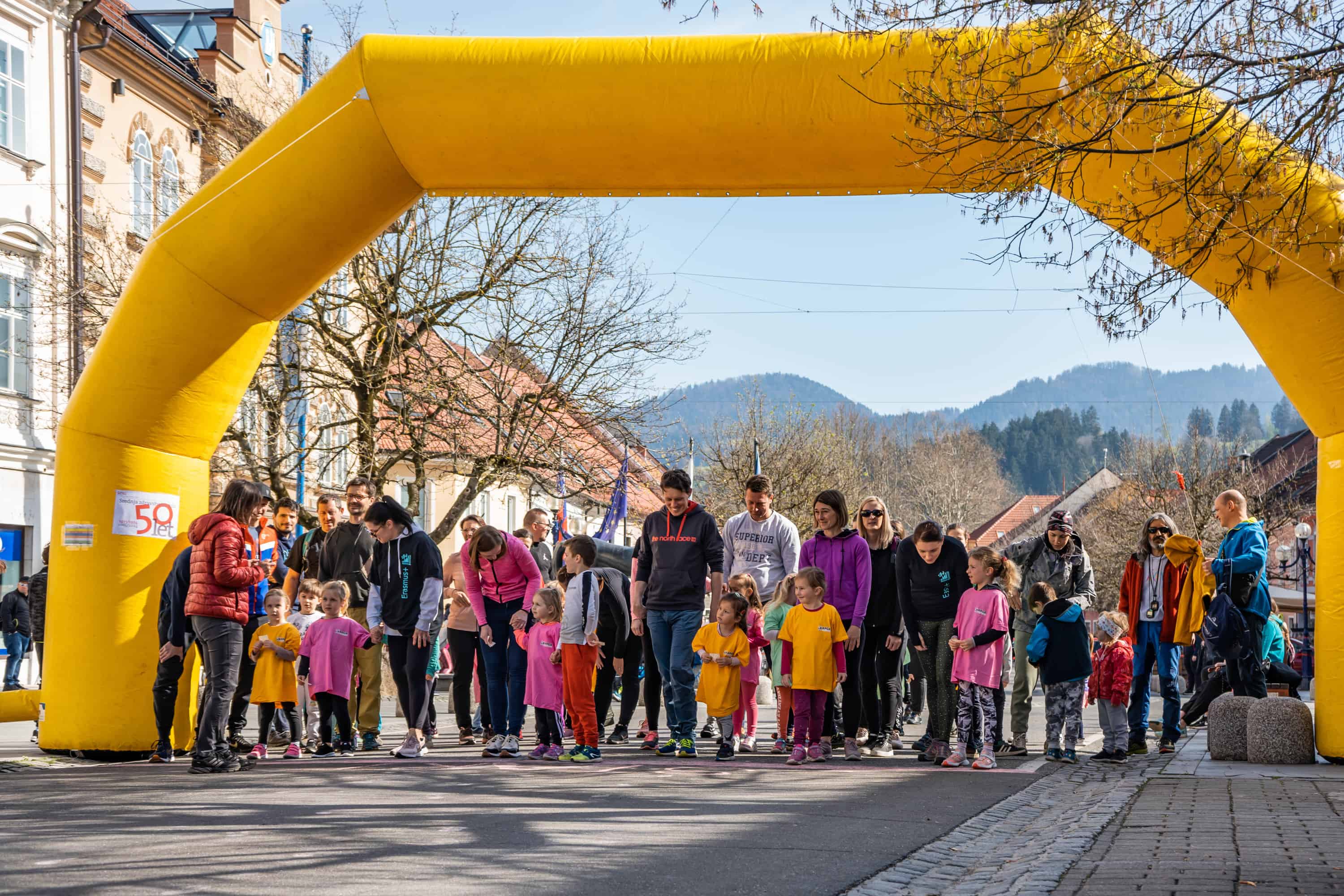 V Slovenj Gradcu tekli po mestnih poteh za zdravje in smeh