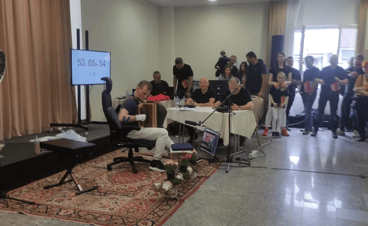 Anžetu Krevh je uspelo. Guinnessov rekord se je vrnil v Slovenijo