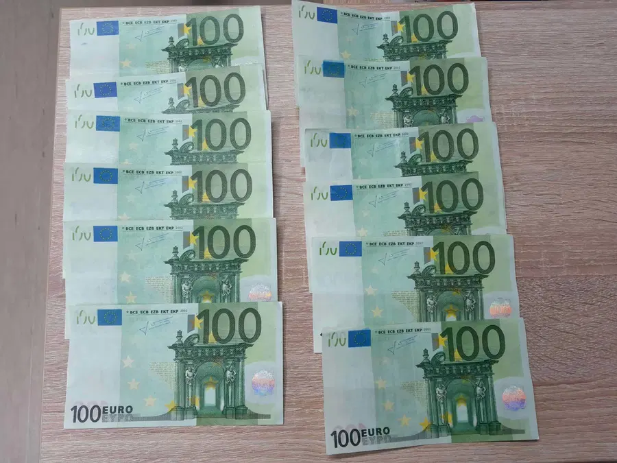 Policisti izsledili ponarejevalca denarja