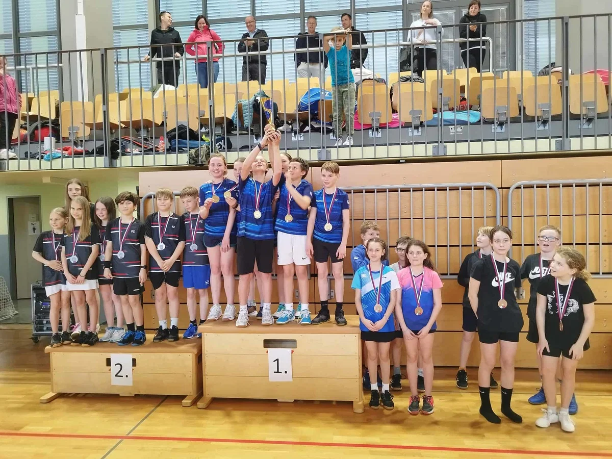 Tekmovalci Športnega društva Sele Vrhe postali v badmintonu državni ekipni prvaki