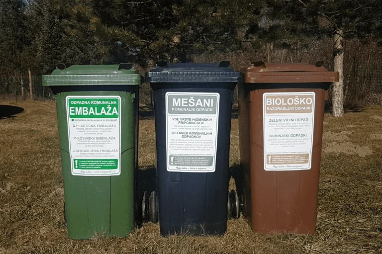 Kocerod obvešča o spremenjenem urniku odvoza smeti zaradi praznika