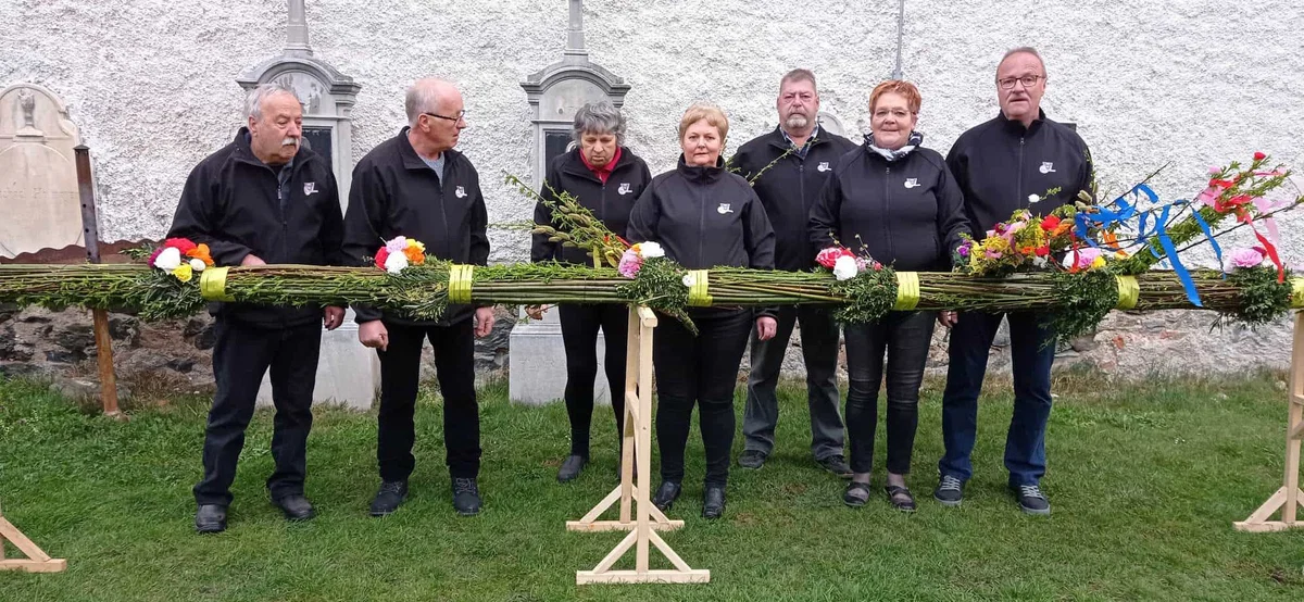 Turistično društvo Dravograd je letos izdelalo velikanski cvetnonedeljski snop