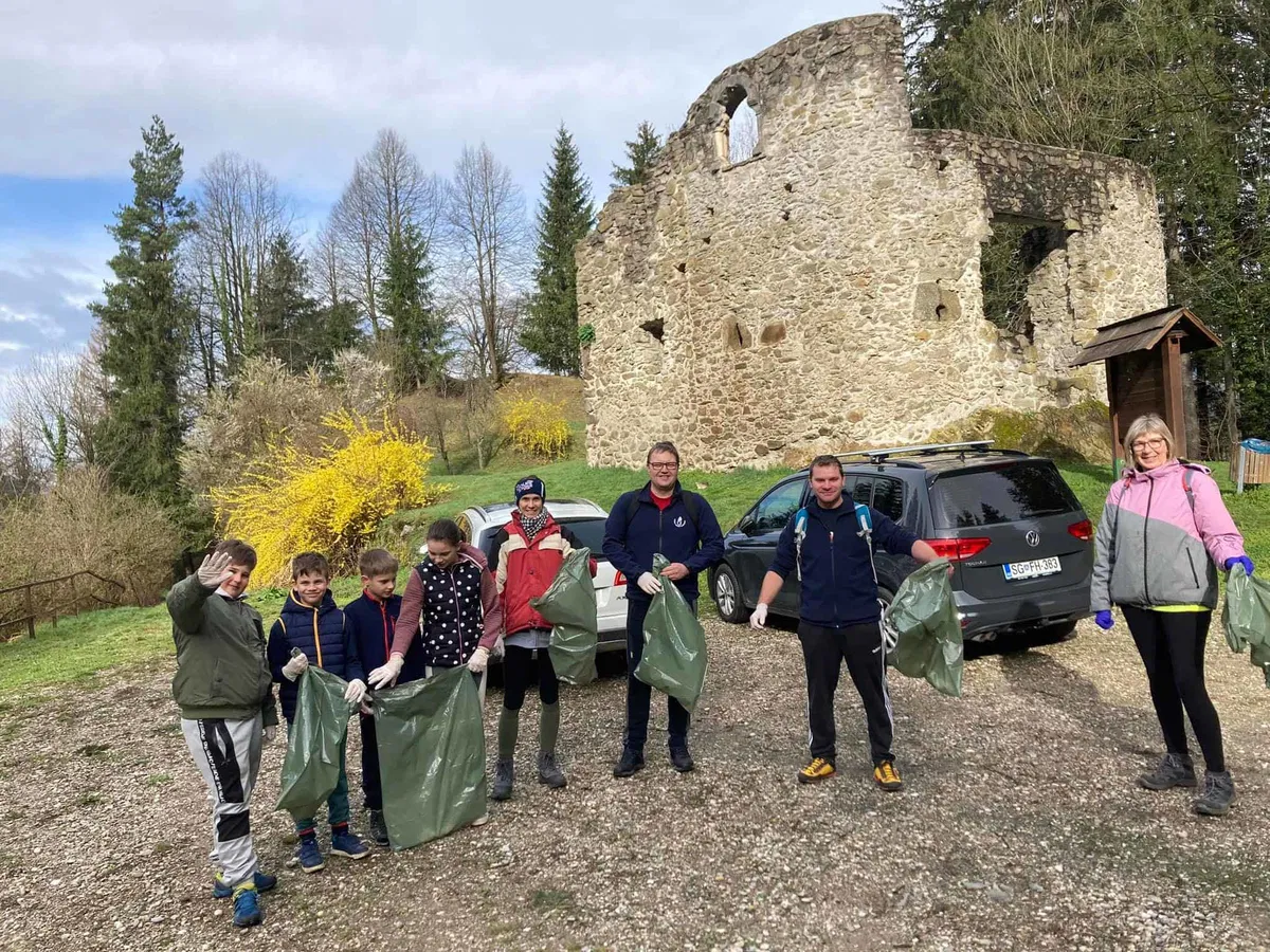 Potekajo številne čistilne akcije, med drugim tudi v Občini Vuzenica