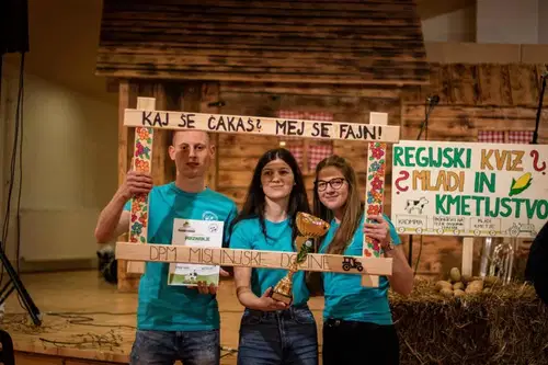Napet regijski kviz podeželske mladine, odločal tudi žreb. Zmagali Korošci