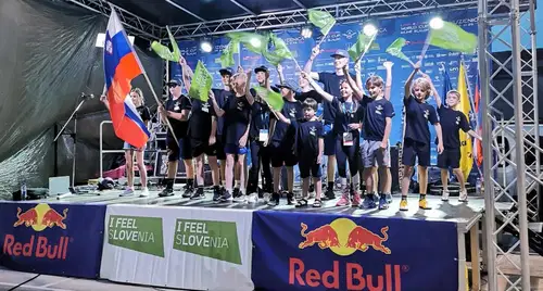 Ta petek otvoritev svetovnega pokala v slalomu z rolerji