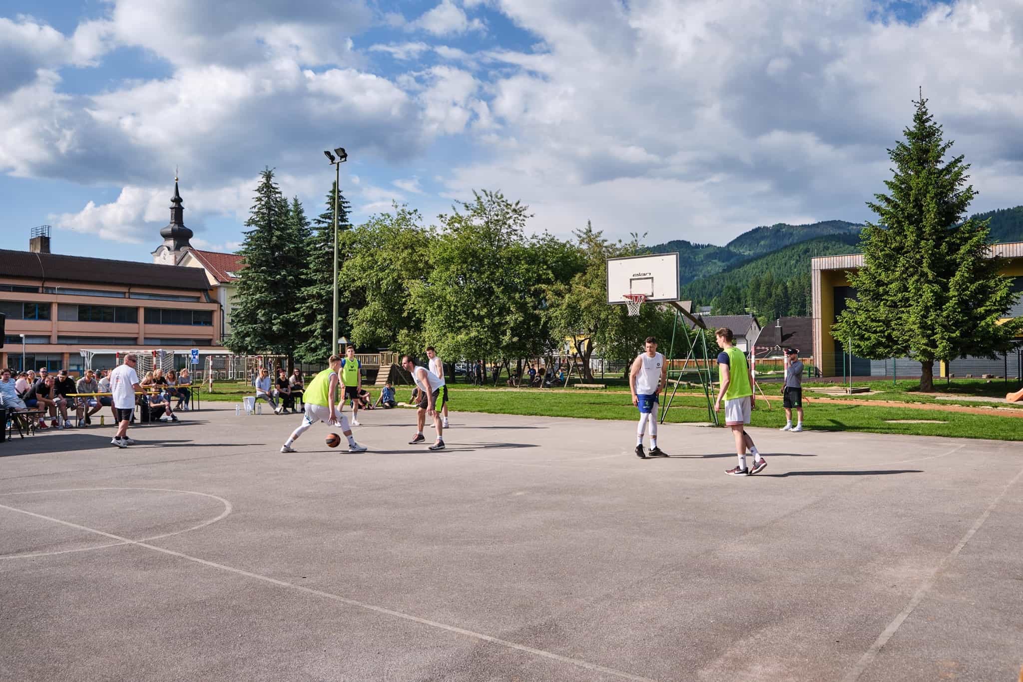 Ne zamudite Hop Streetball basket turnirja to soboto v Slovenj Gradcu