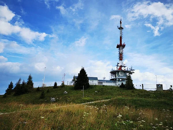 Pri sestopu iz Uršlje gore se je poškodovala planinka