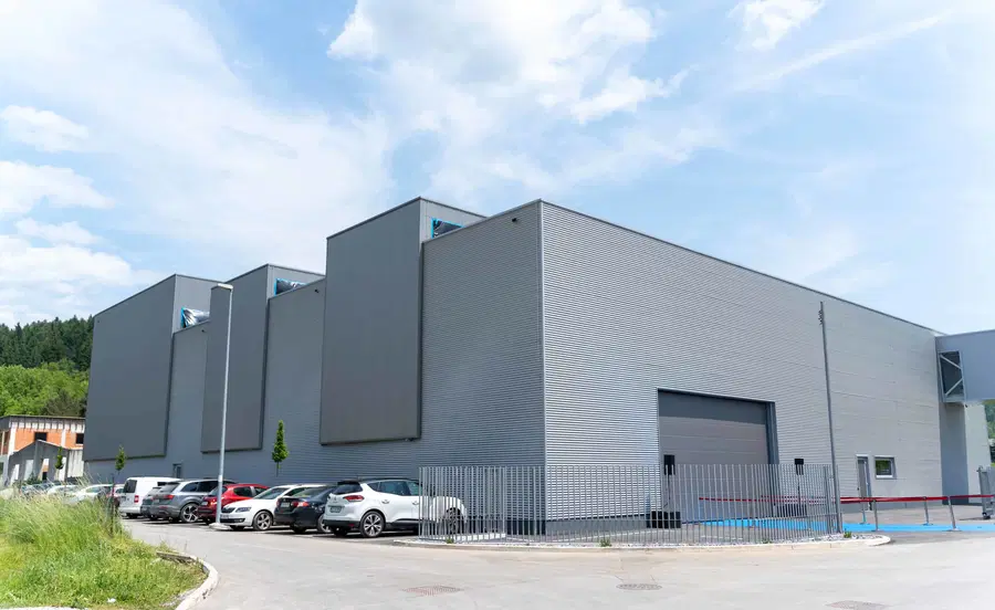 FOTO in VIDEO: Koroško podjetje MG Rohr odprlo pet milijonov evrov vredno naložbo