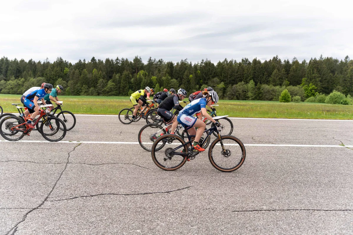 Danes bo v Slovenj Gradcu premiera koroškega filma Zakaj kolesarimo?