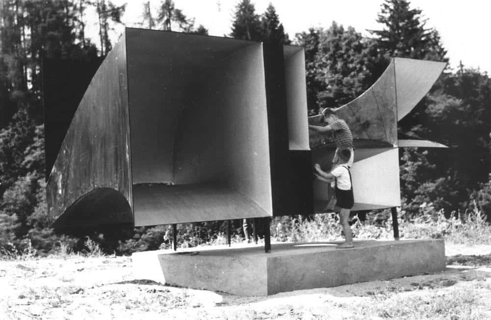 Na Ravnah natečaj sodobne vizualne umetnosti za mlade Viva Ravne+