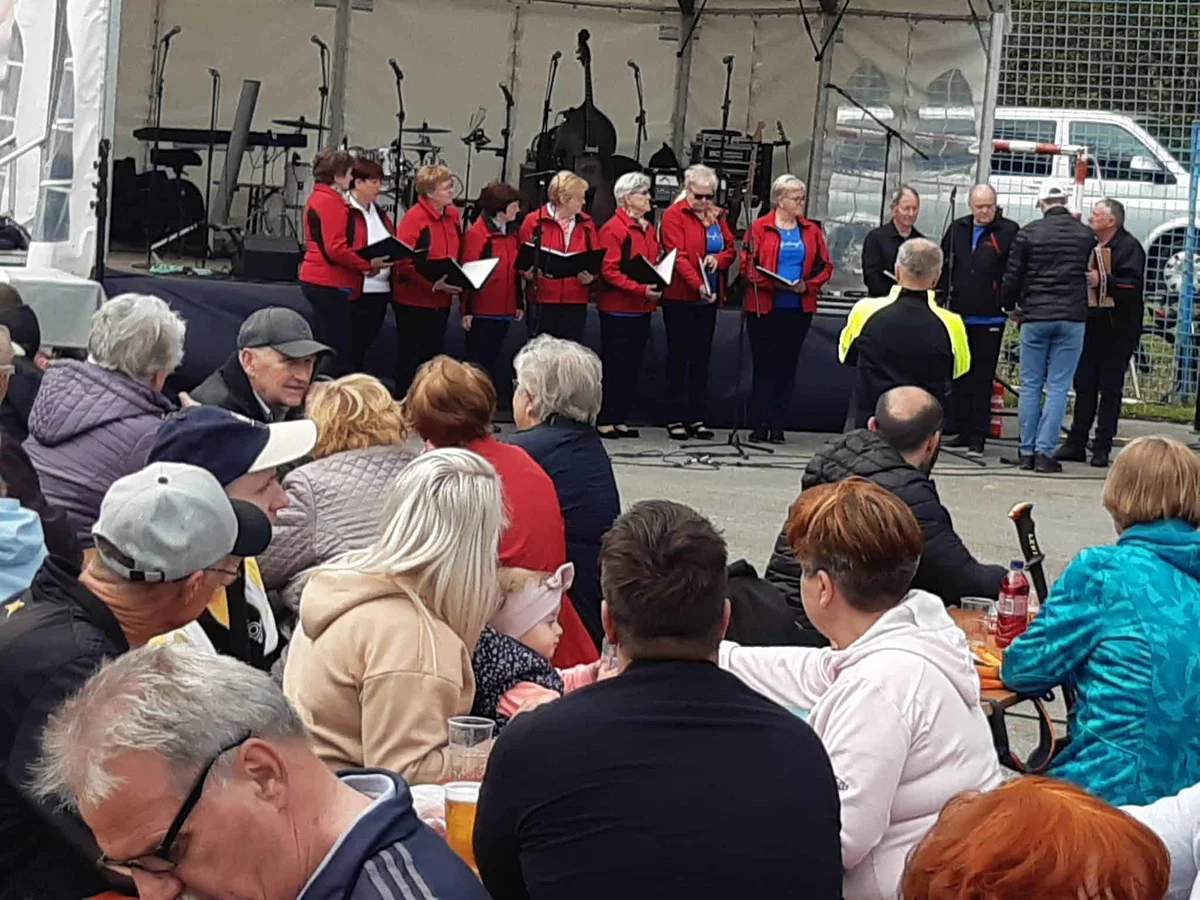 Veselo prvomajsko praznovanje v Završah nad Mislinjo