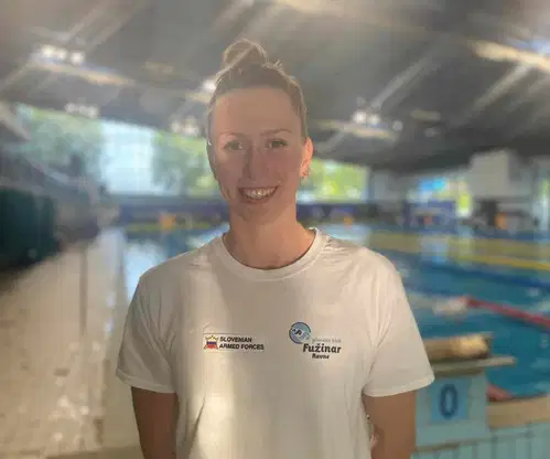 Šegel najhitrejša na 200 m prosto, v finalu tudi štafeta
