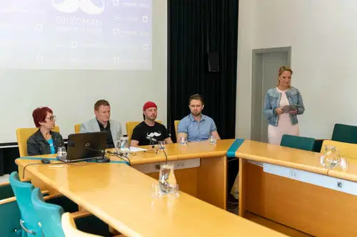 4. Krog življenja - dobrodelna 24-urna hoja za ozaveščanje o raku prebavil danes na Ravnah na Koroškem