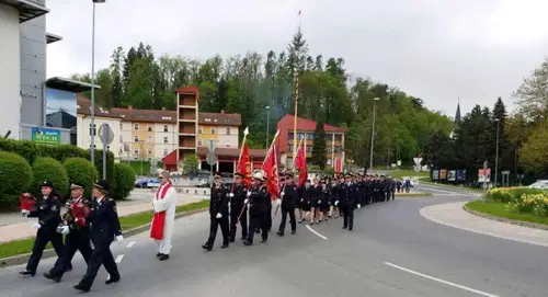 Florjanovo, ki je praznik gasilcev so praznovali tudi na Ravnah na Koroškem