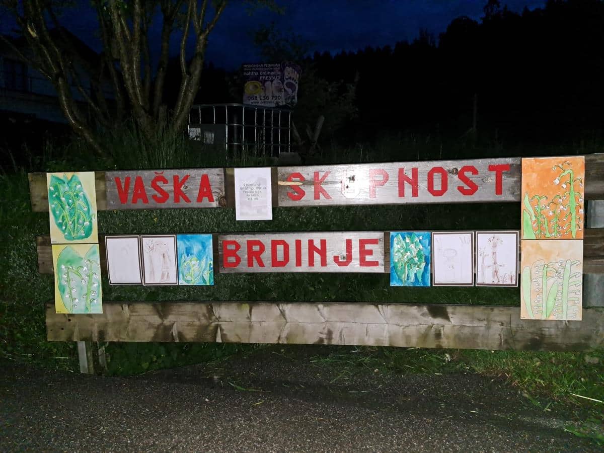 Vaška skupnost Brdinje je poskrbela za lepo kreacijo solzic