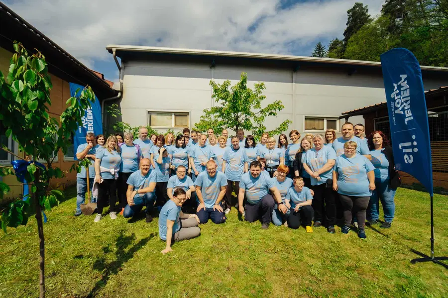 Sodelavci Skupine SIJ znova aktivni kot prostovoljci v lokalni skupnosti (FOTO)