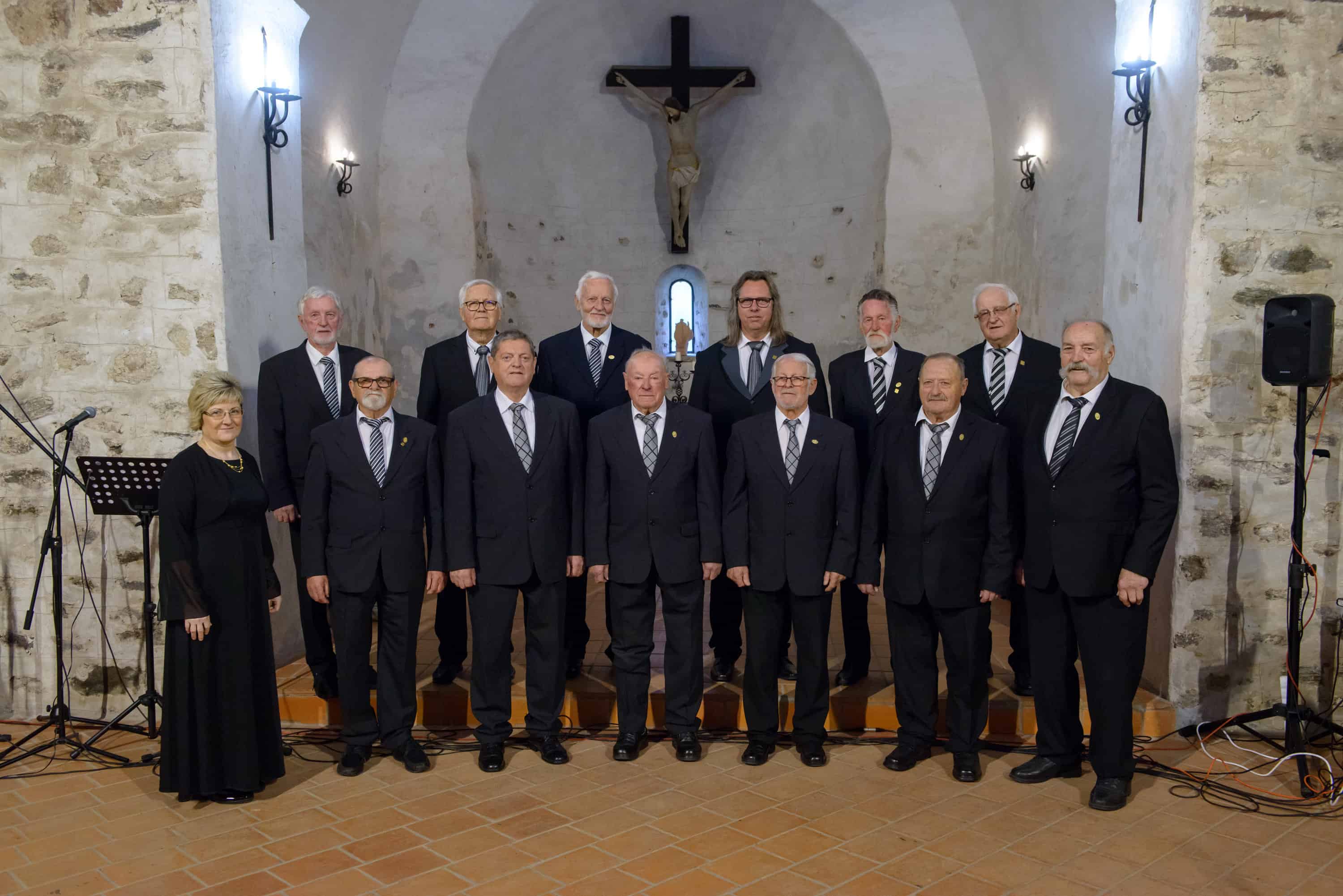 Letni koncert MoPZ DU Dravograd je navdušil obiskovalce