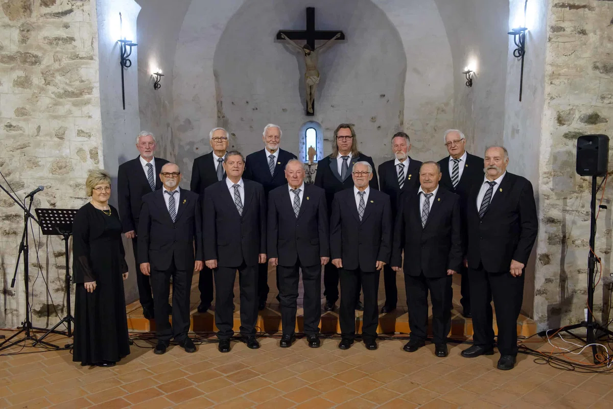 Letni koncert MoPZ DU Dravograd je navdušil obiskovalce