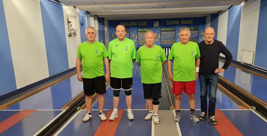 Dravograjski upokojenci dosegli odlične rezultate v kegljanju in v pikado (FOTO)