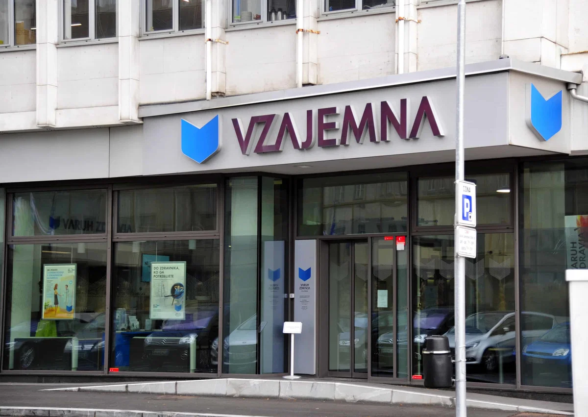 Z morebitnim odprtjem trgovalnega računa za Vzajemno se ne mudi