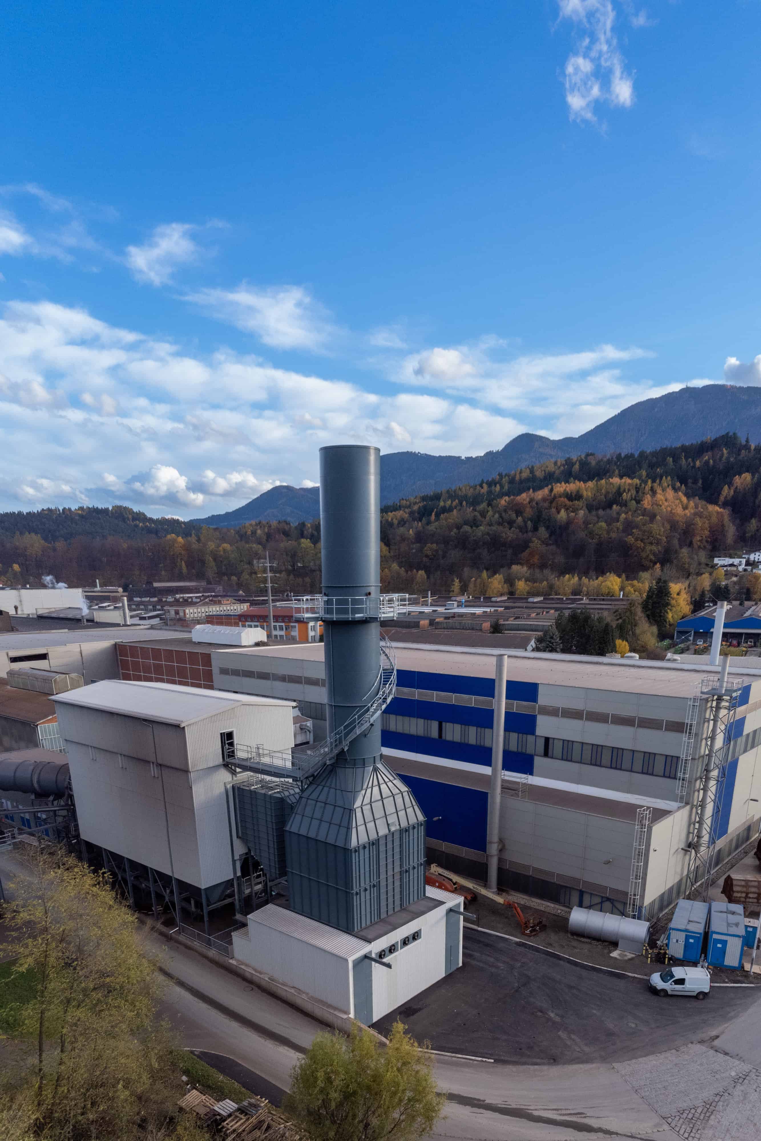 V Sij Metalu Ravne bodo do junija zaposlili 30 delavcev iz Nepala