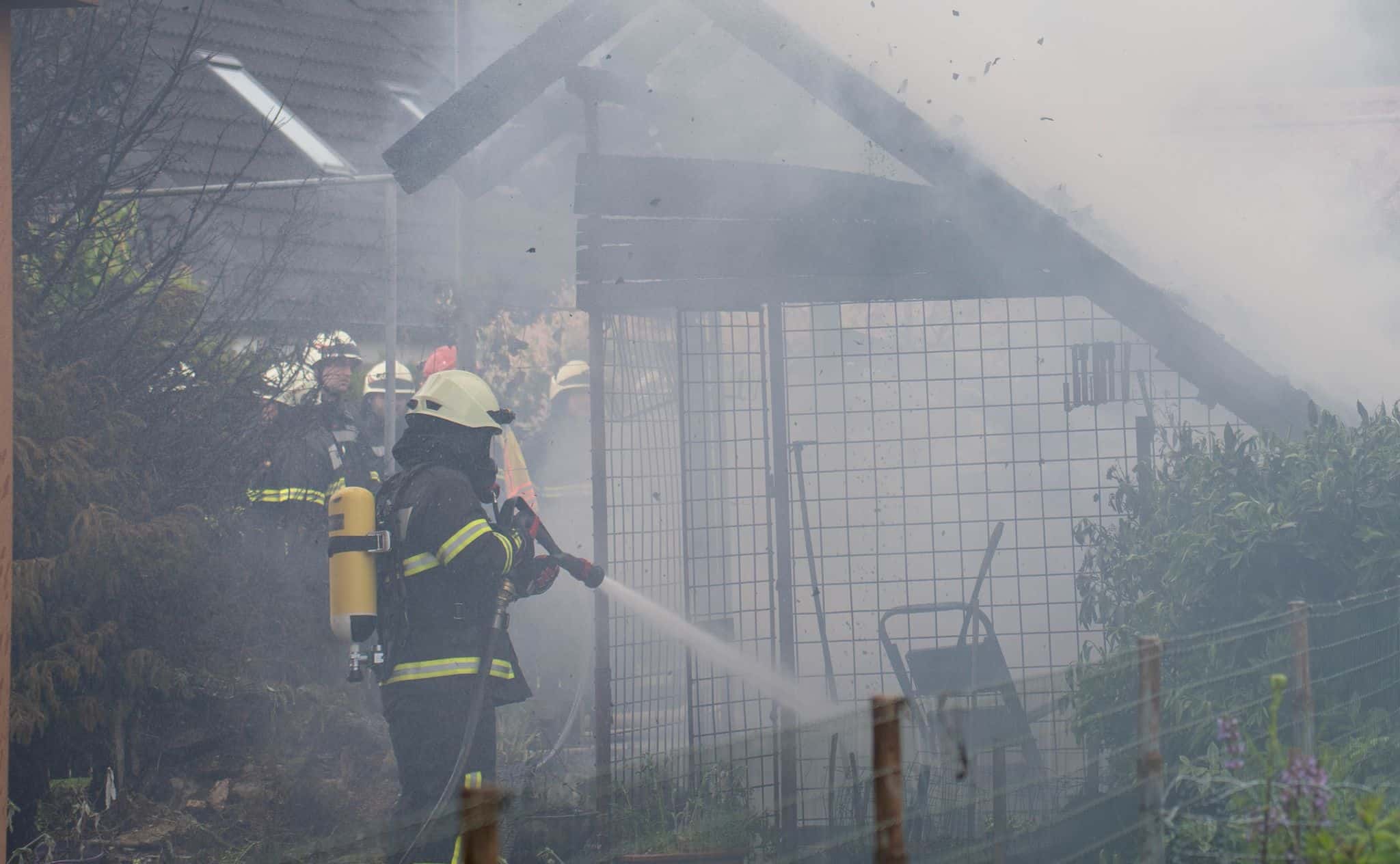 Znan vzrok požara vrtne lope na Legnu