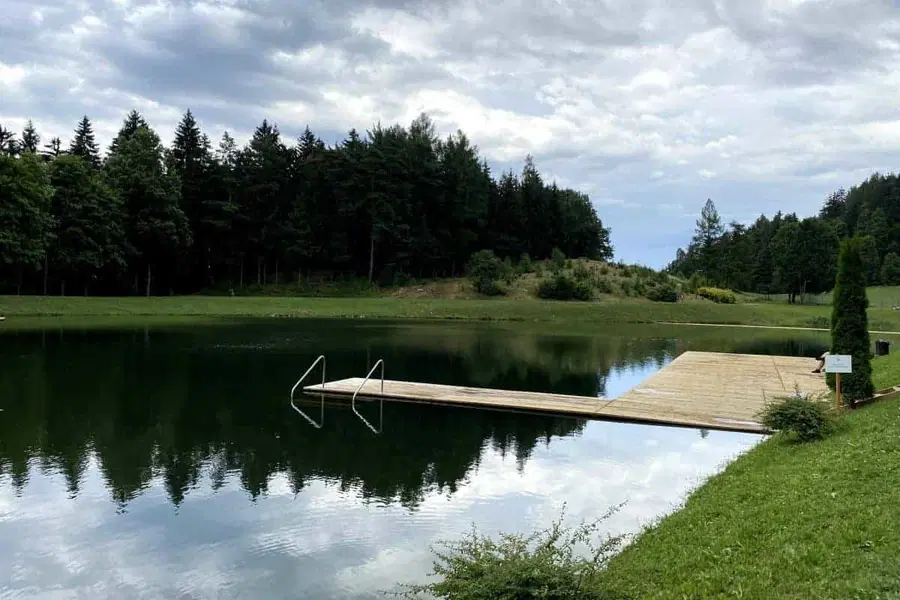 Občina Ravne na Koroškem predvidoma v najem Ivarčkega jezera