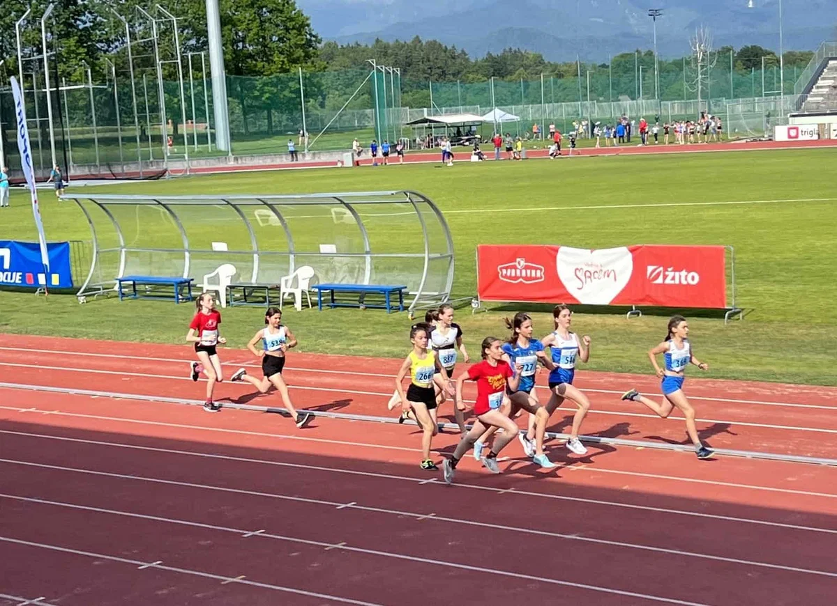 Na sobotnem atletskem mitingu v Kranju so nastopili najmlajši atleti Koroškega atletskega kluba