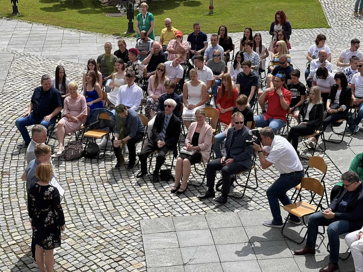 Župan Klugler sprejel odličnjake Mestne občine Slovenj Gradec