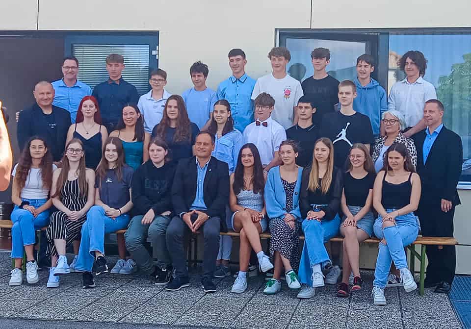 Župan Dravograda je sprejel odličnjake