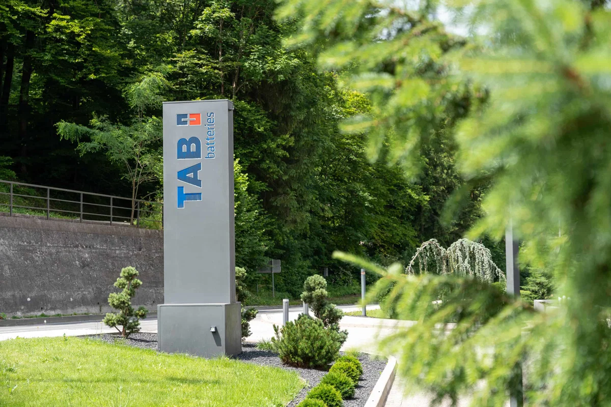 Ključni lastniki Taba delničarje obveščajo o prodaji in jih vabijo zraven