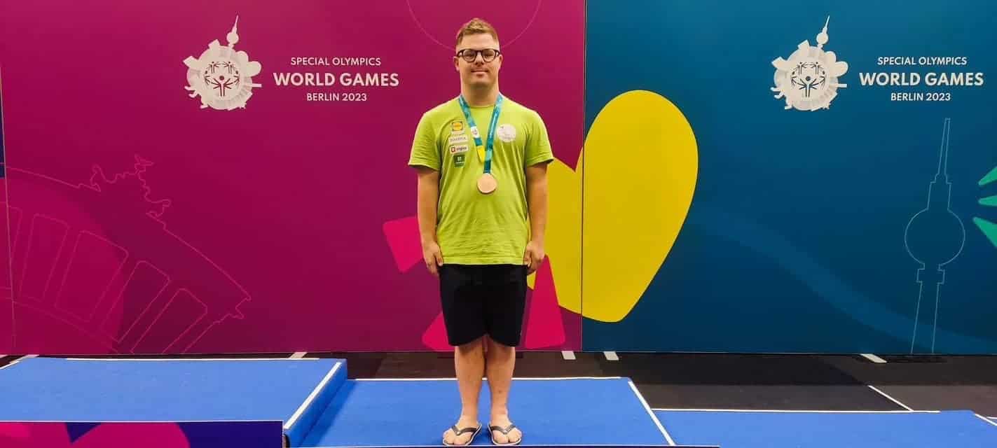 Sloveniji na poletnih igrah specialne olimpijade 18 medalj. Med njimi tudi Korošec Luka Temnikar