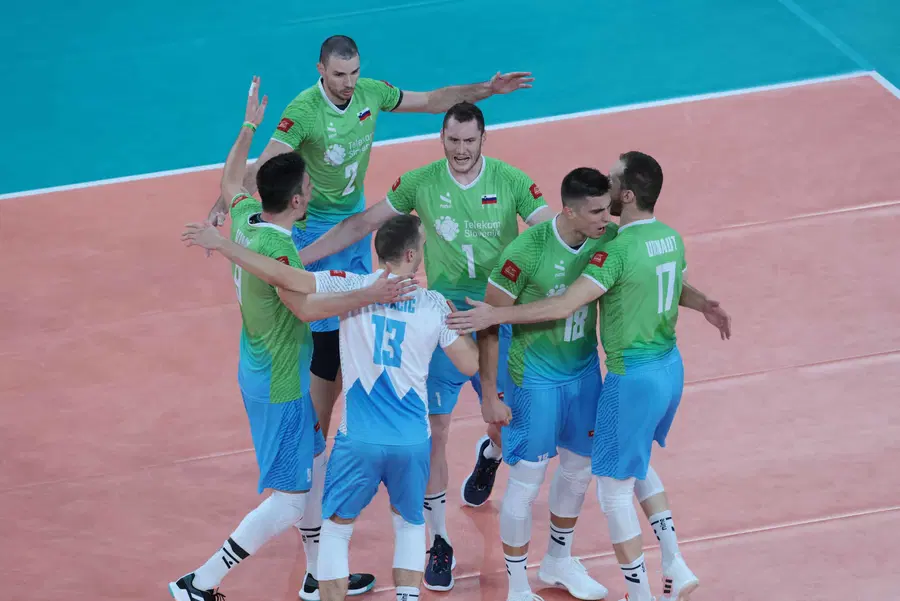 Slovenski odbojkarji do druge zmage v ligi narodov, Urnaut prispeval 16 točk