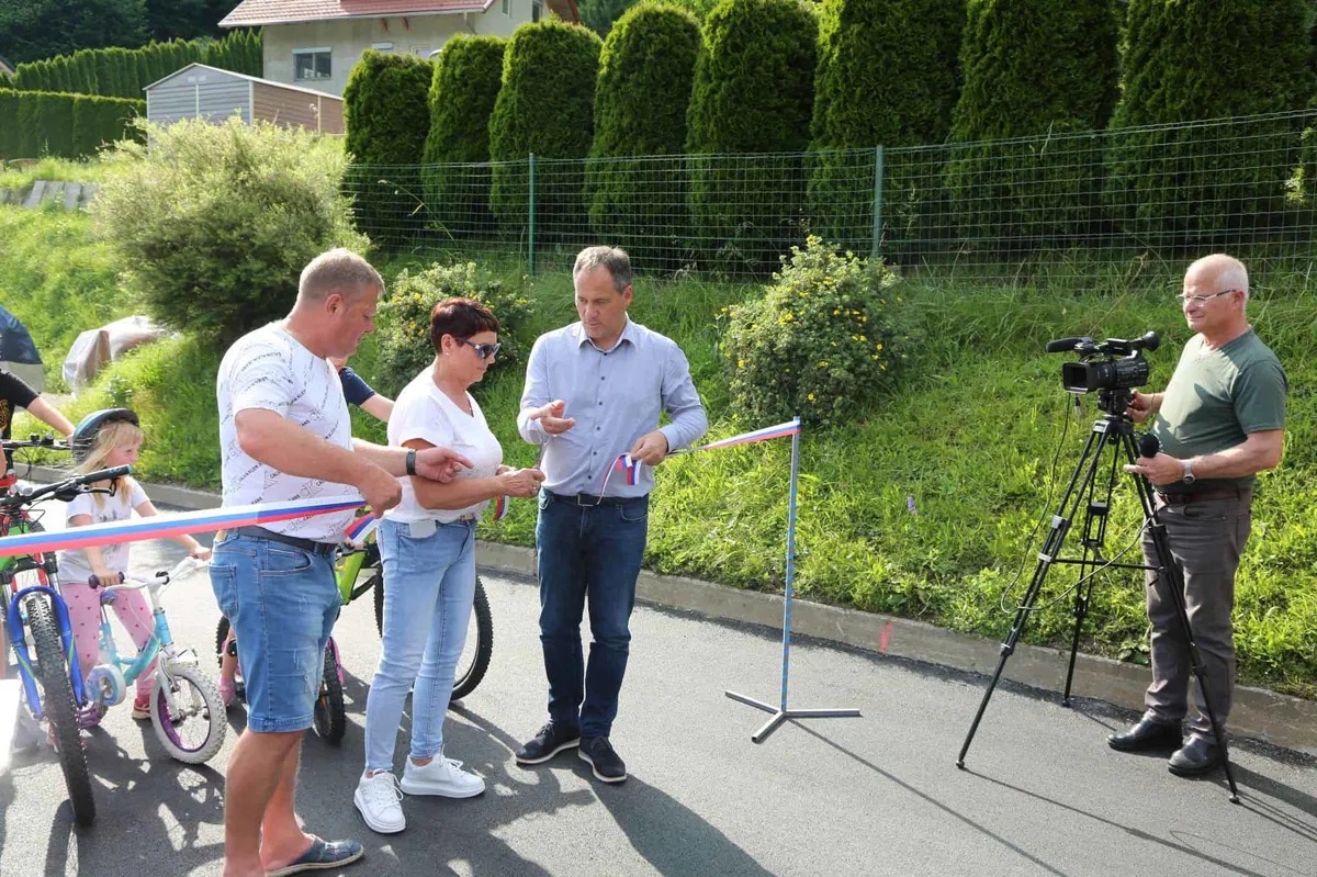 V Dravogradu otvorili del obnovljene ceste (FOTO)