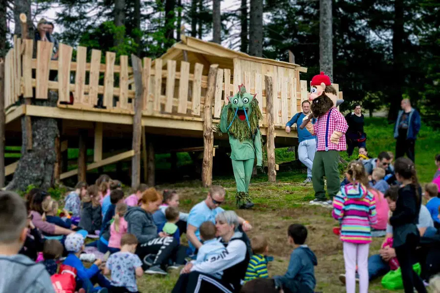 Na Kopah otvoritev poletne sezone s Holcerčkovim poletni festivalom