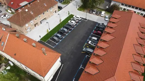Na Cankarjevi in Poštni ulici ter Vorančevem trgu bo začel delovati sistem s potopnimi valji