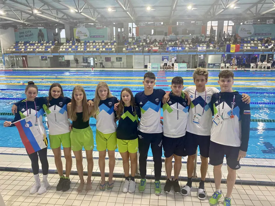 Tina Maze je kot ambasadorka I feel Slovenia nastopila na otvoritvi OFEM Maribor, na katerem tekmujejo tudi koroški mladi športniki