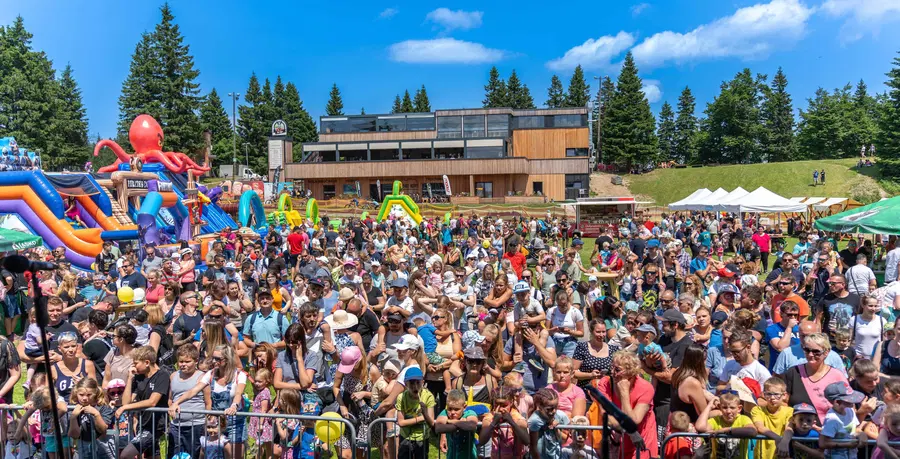 Na Kopah šesti Holcerčkov poletni festival