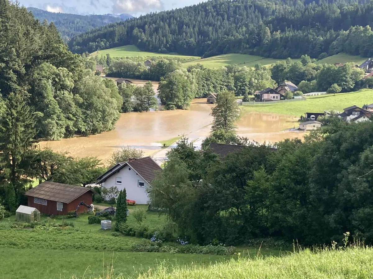 Pojavnost izrednih vremenskih dogodkov možna tudi v letošnjem poletju 