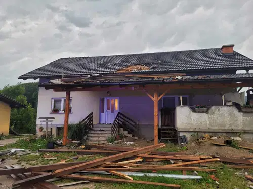 Foto: Zaradi močnega neurja so imeli polne roke dela tudi PGD Dolič Šentflorjan