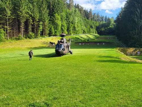 V Starem trgu vozilo zbilo občanko. Prepeljali so jo v UKC Maribor