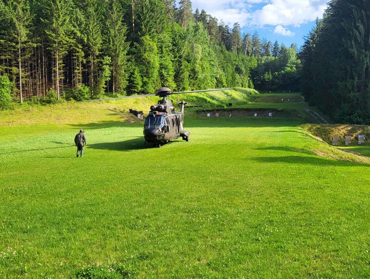 V Starem trgu vozilo zbilo občanko. Prepeljali so jo v UKC Maribor