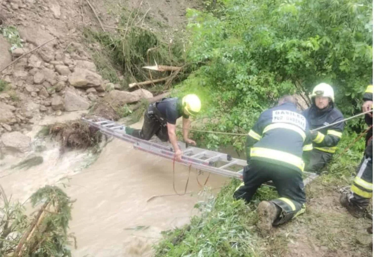 Koroški gasilci opravili 517 intervencij. Dva gasilca sta se poškodovala, njihovo pomoč so poplačali tudi z suhimi oblačili
