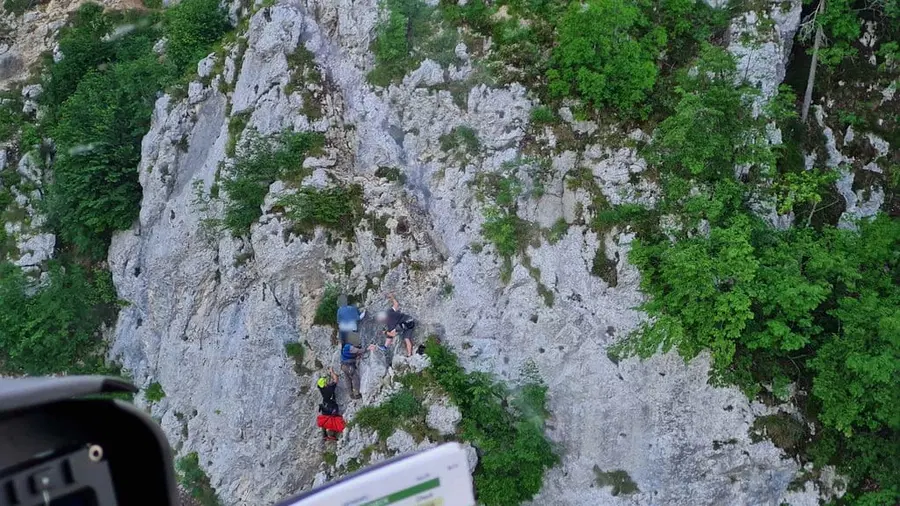 Število nesreč v gorah vztrajno raste: v gore previdno, ustrezno pripravljeni in informirani!