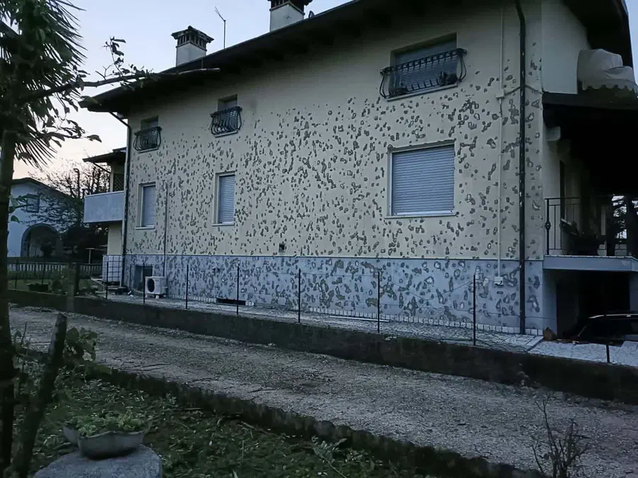 V Italiji padala 19-centimetrska toča, največja v Evropi